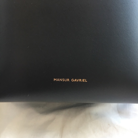 NEW Mansur Gavriel Mini Black/Cobalt Bucket Bag - Picture 2 of 5